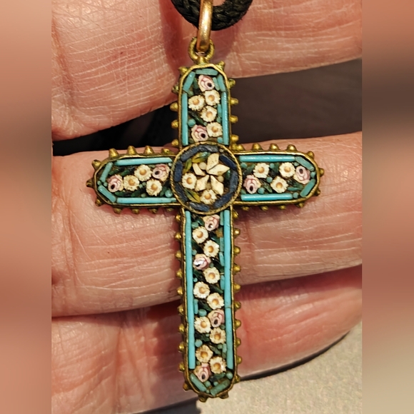 Antique Italian Mosaic Cross Pendant Necklace - Picture 4 of 14